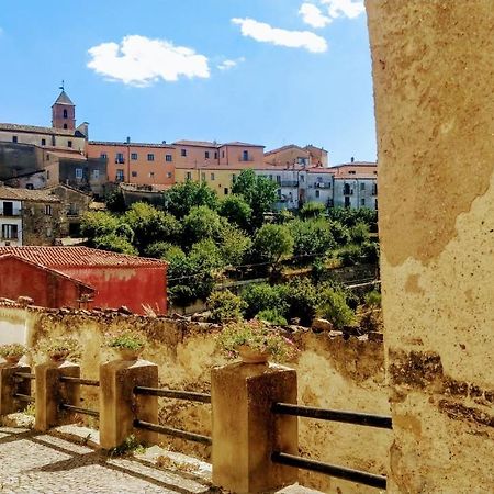 Le Origini Casa In Borgo Tipico Lucano Trivigno Bagian luar foto