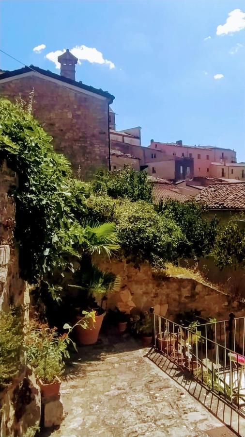 Le Origini Casa In Borgo Tipico Lucano Trivigno Bagian luar foto